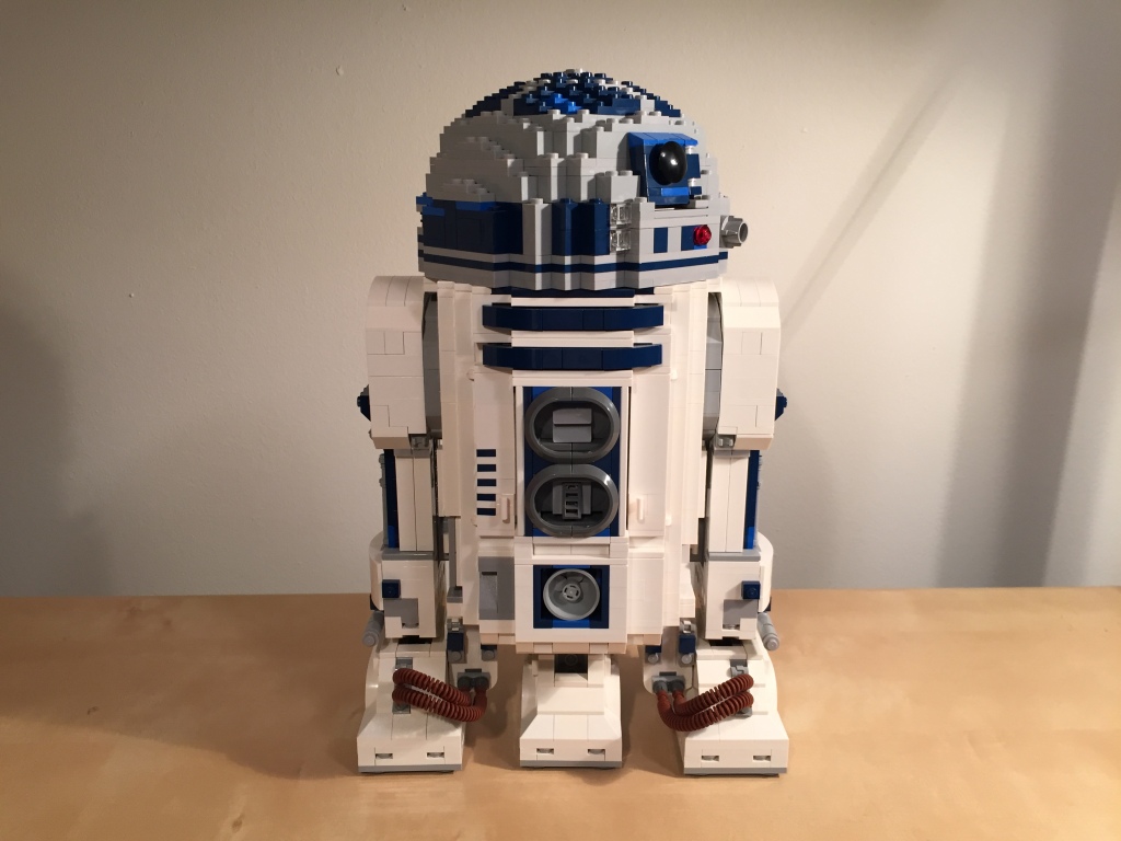 LEGO R2-D2 10225 dome turned