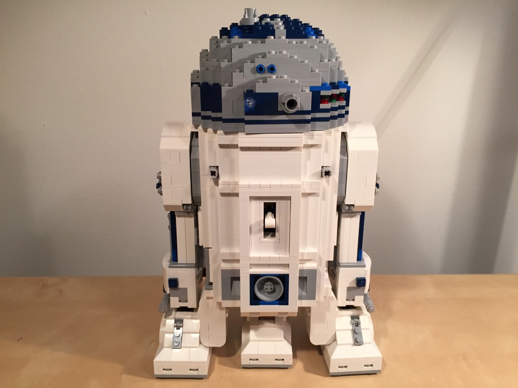LEGO R2-D2 10225 back