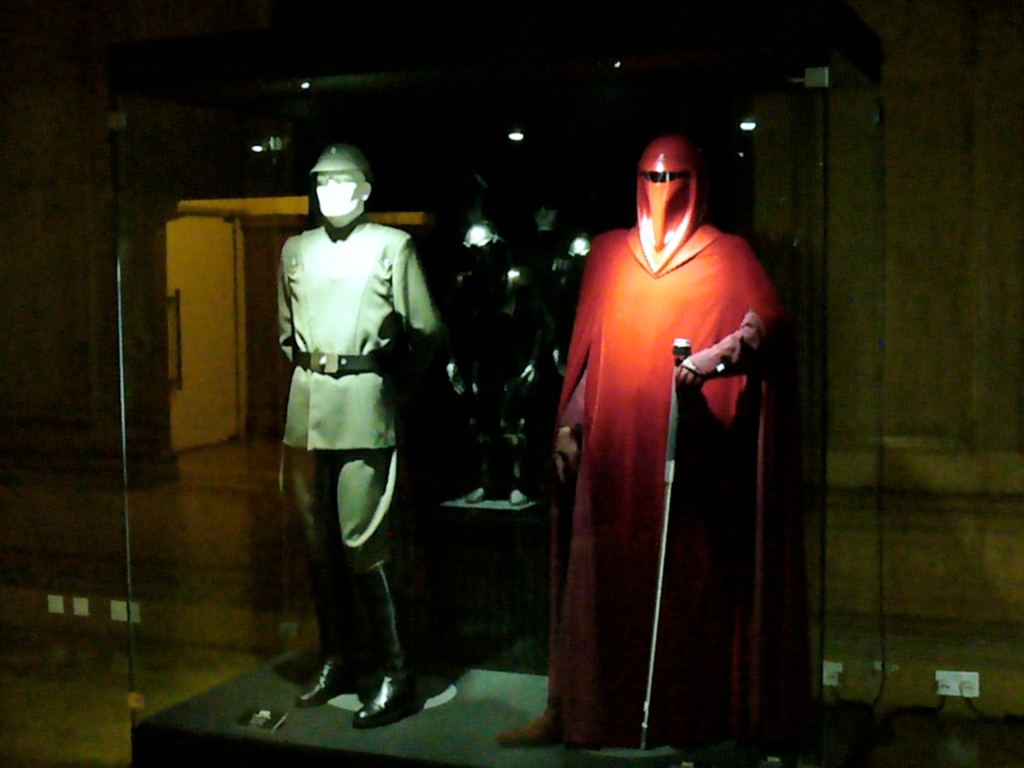 Imperial Officer and Emperor's Guard