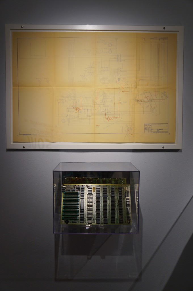 Apple II motherboard with schematic