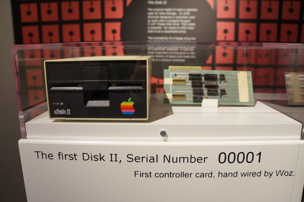 VCFSE 2.0, Computer Displays, Apple Disk II Serial Number 00001