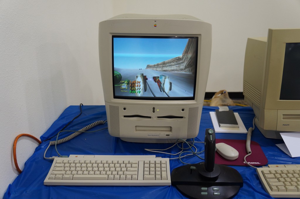 VCFSE 2.0, Exhibition Hall, Apple Power Macintosh G3 Molar