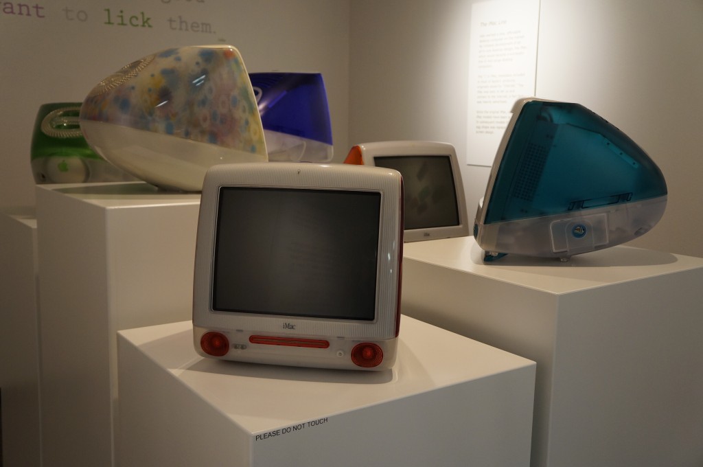VCFSE 2.0, Computer Displays, iMacs on pedestals