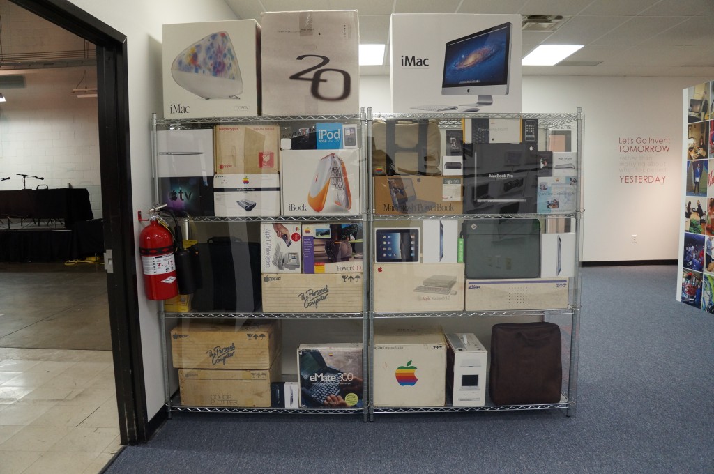 VCFSE 2.0, Computer Displays, Apple Computer and Accessory Boxes