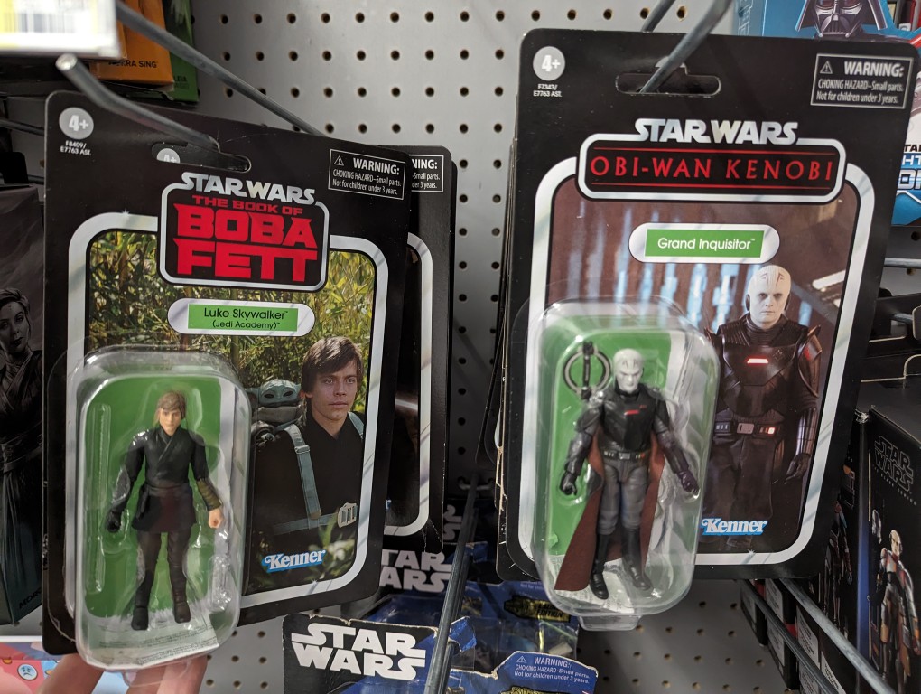 Hasbro Luke Skywalker and Grand Inquisitor action figure sealed but missing lightsabers (Inquisitor did have his unignited saber).
